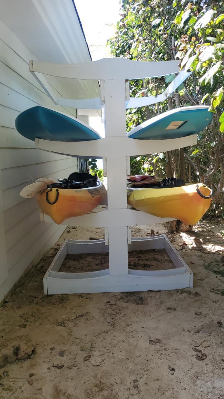 Rack de almacenamiento para kayaks