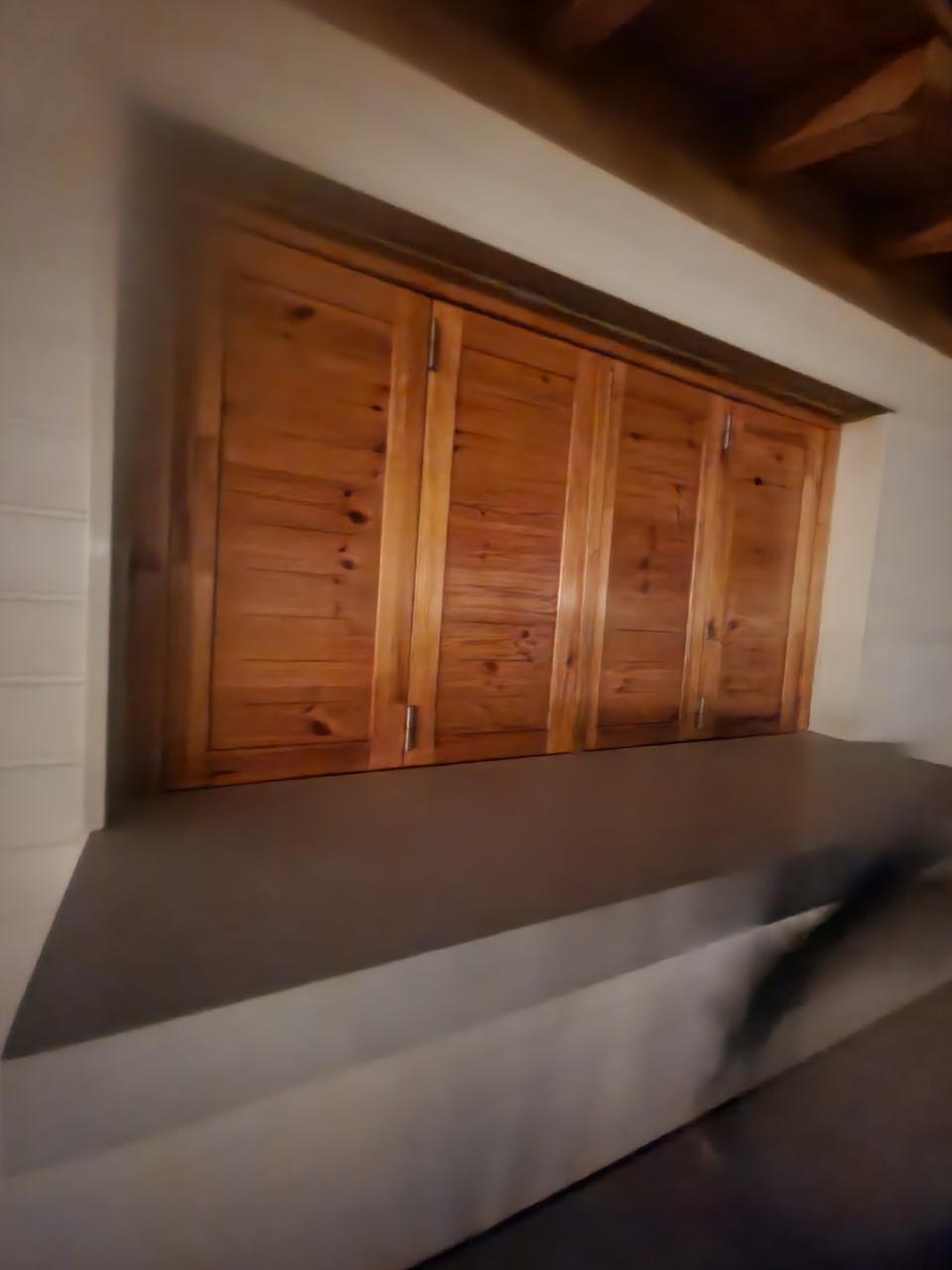 Gabinete de pared en madera